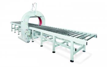 Horizontal wrapping machines